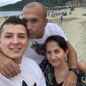 Meet your Posher, Jorge